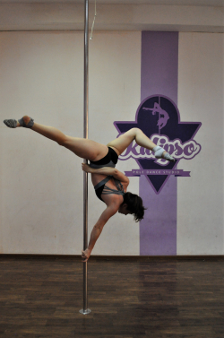 Kalipso Dance Studio - Киев, Stretching, Pole dance, Strip Dance, TRX, Zumba, Тверк