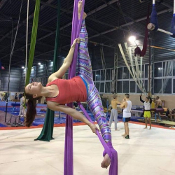 Центр воздушного искусства ИРИС - Воздушная гимнастика