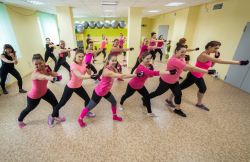 Фитнес клуб HappyFit - Киев, Stretching, Йога, Танцы, Фитнес, Zumba, Гимнастика, Пилатес, Стрип пластика, Фитбол