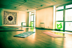 Studio oasis yoga - Киев, Йога, Рукопашный бой, Хатха йога