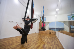 Aleksa Studio - Киев, Stretching, Йога, Фитнес, Belly dance, Pole dance, Zumba, Воздушная гимнастика, Пилатес, Тверк